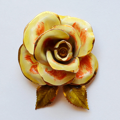 Желтая роза -   Великолепная объемная эмалевая винтажная брошь 